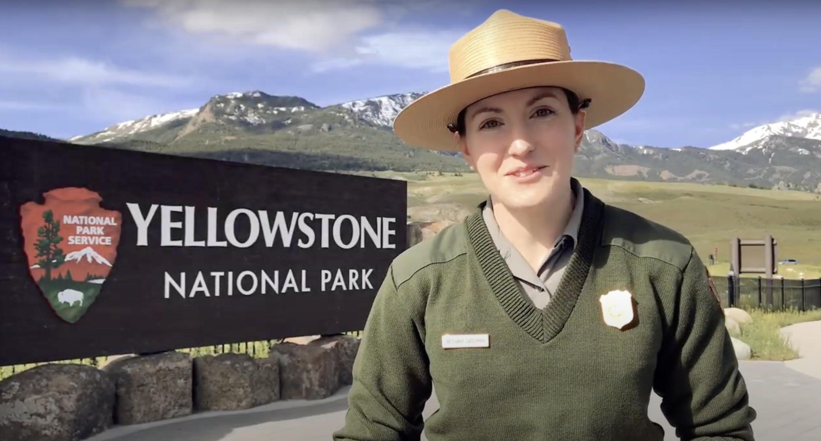 Top 10 Ranger Tips for planning a summer visit to Yellowstone 2025